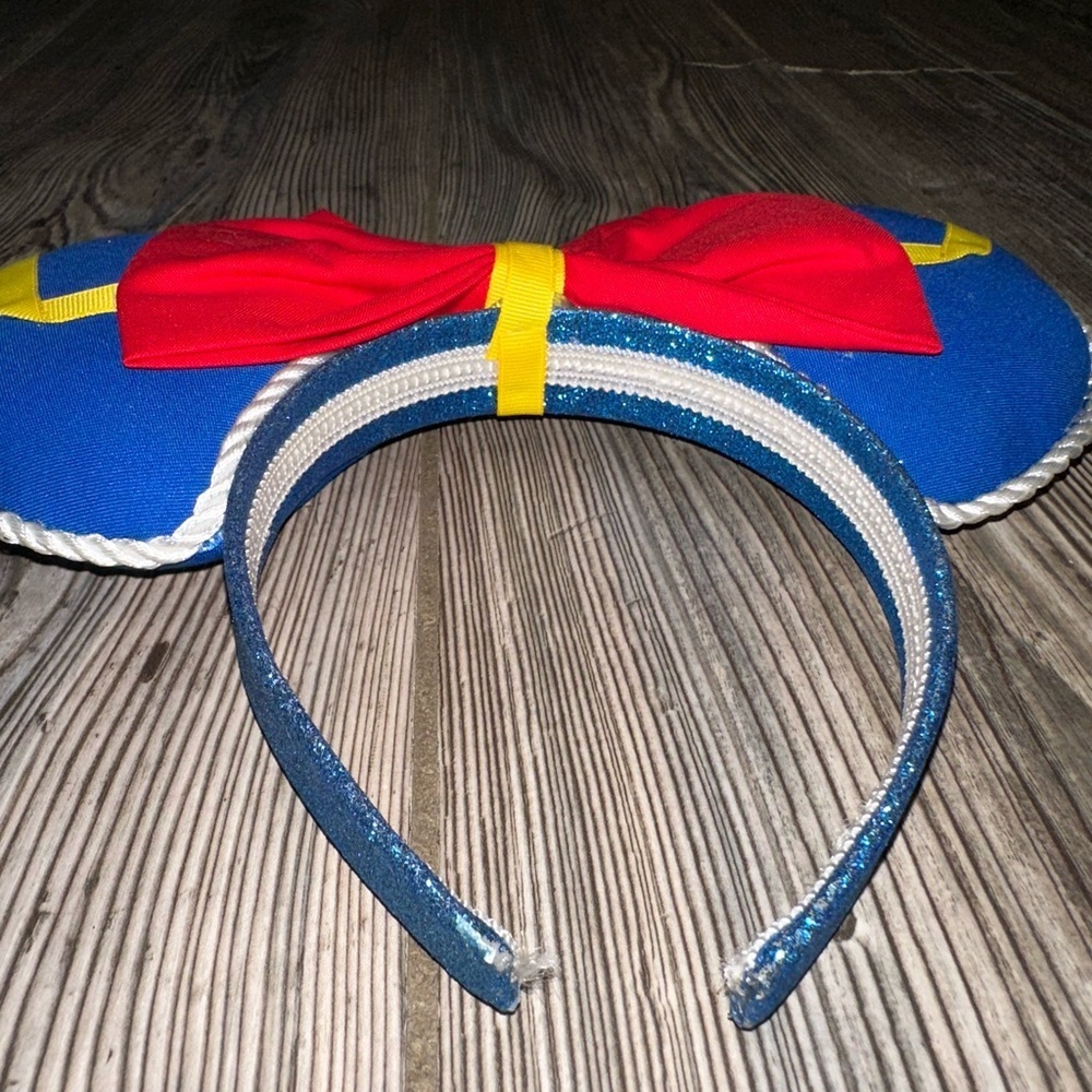 Disney Bounding Mickey Mouse Ears Handmade
Soft Comfortable Red Bow - Picture 4 of 4
